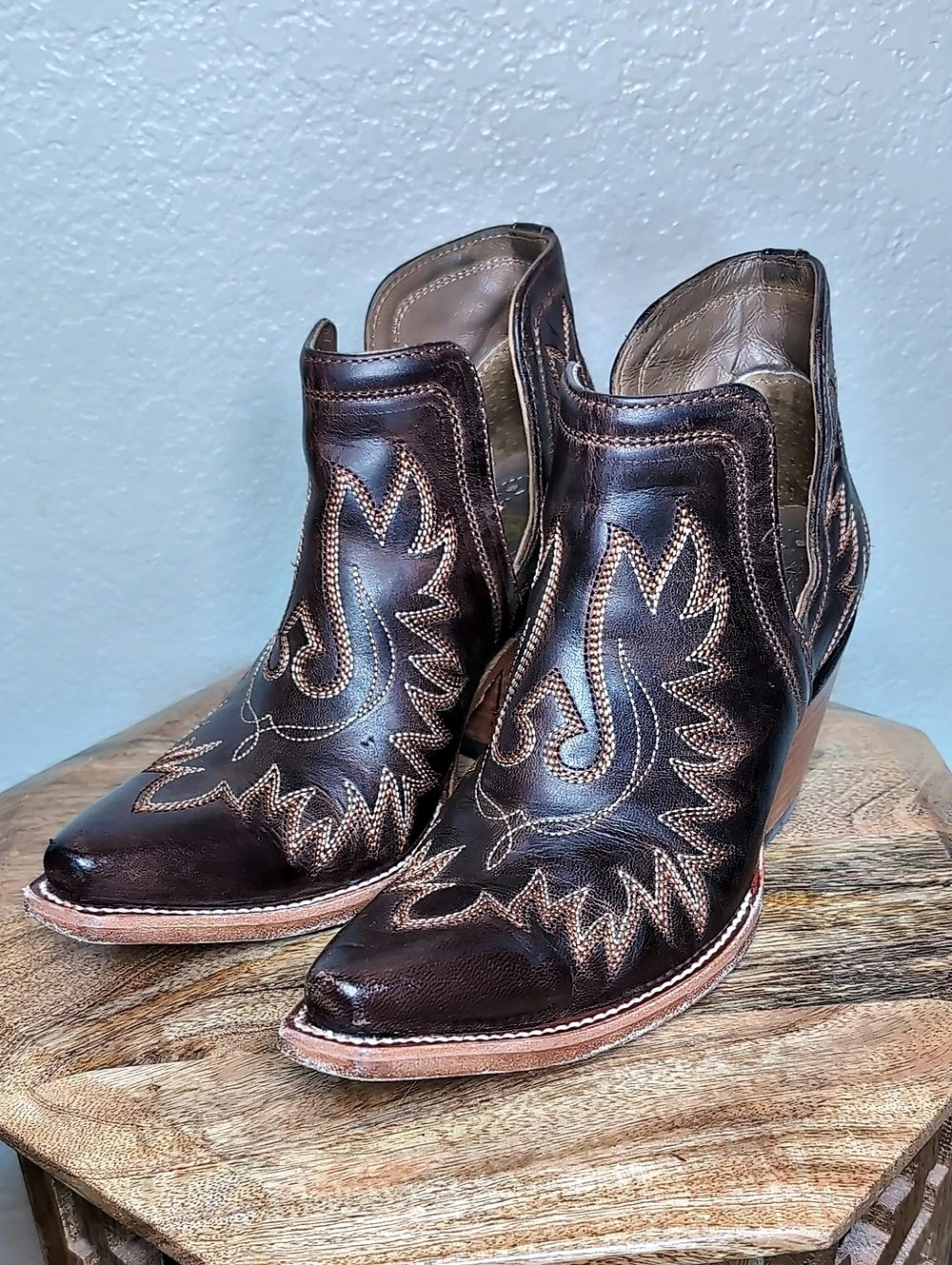 Ariat Dixon Western Bootie Women's Cowgirl Heels US 7B